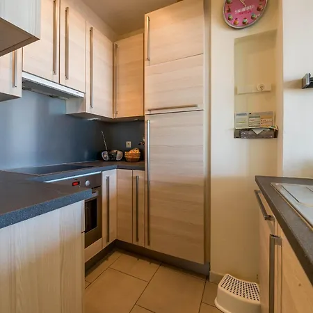 Apartment Vitalo 101 Near The Center In , Cleaning Included *